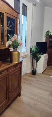 2 Bedroom Gem Near Milano Centrale Fast Wi Fi Kademy House Δωμάτιο φωτογραφία