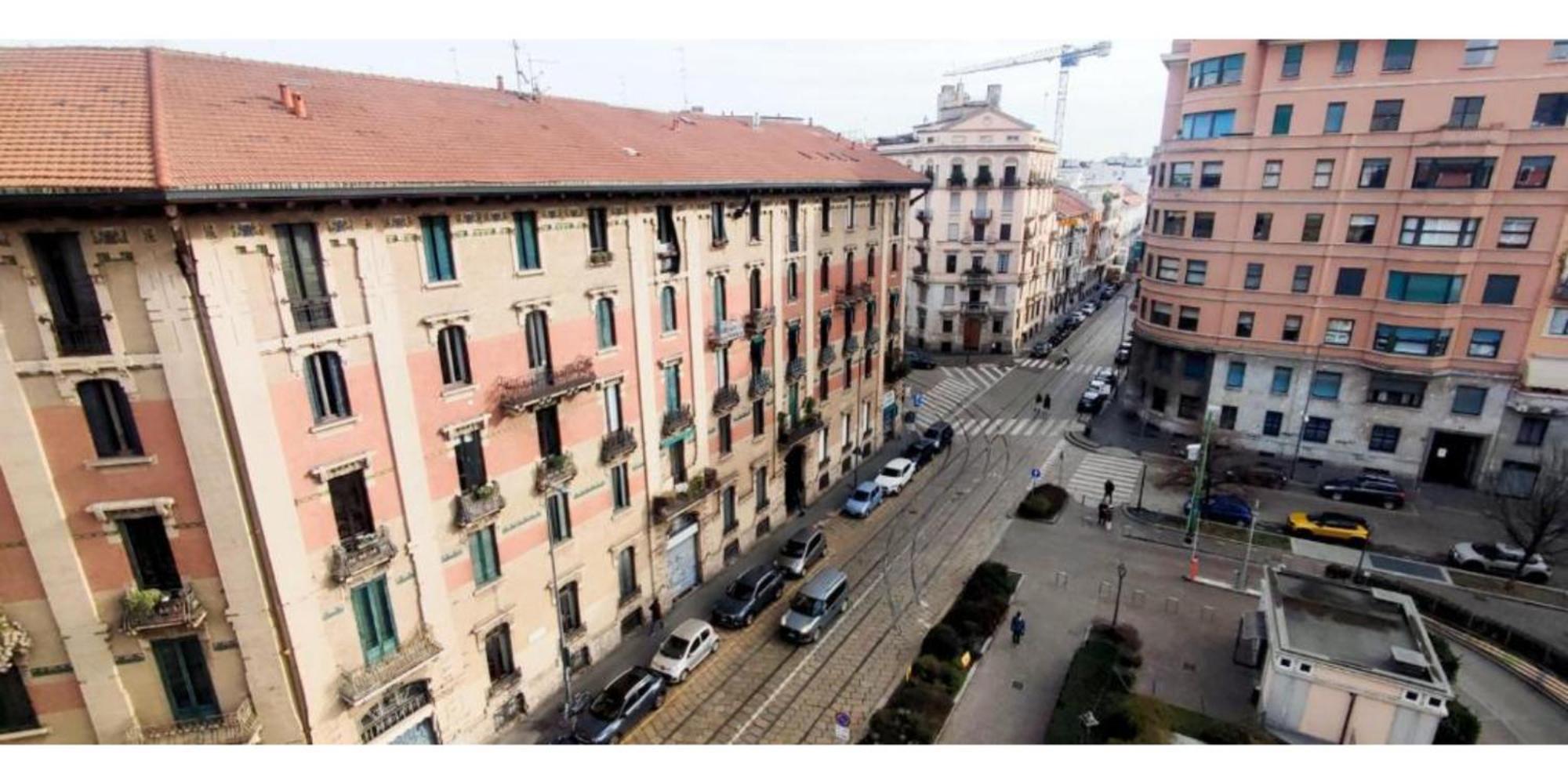 2 Bedroom Gem Near Milano Centrale Fast Wi Fi Kademy House Εξωτερικό φωτογραφία