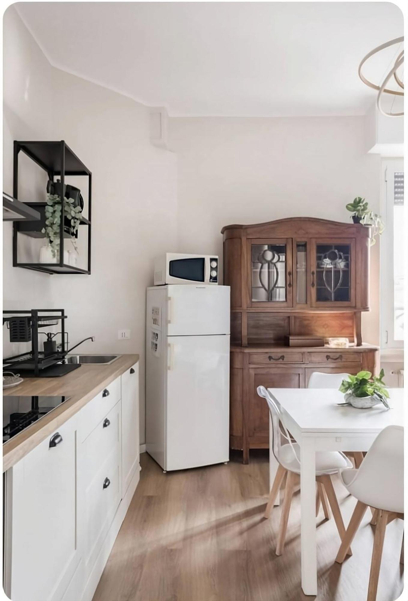 2 Bedroom Gem Near Milano Centrale Fast Wi Fi Kademy House Εξωτερικό φωτογραφία